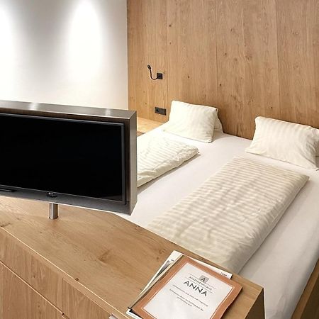 Apartmenthaus Anna Лустенау Экстерьер фото