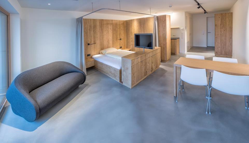 Apartmenthaus Anna Лустенау Экстерьер фото